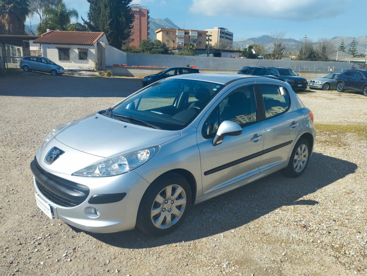 Peugeot 207 1.4 VTi 95CV 5p.