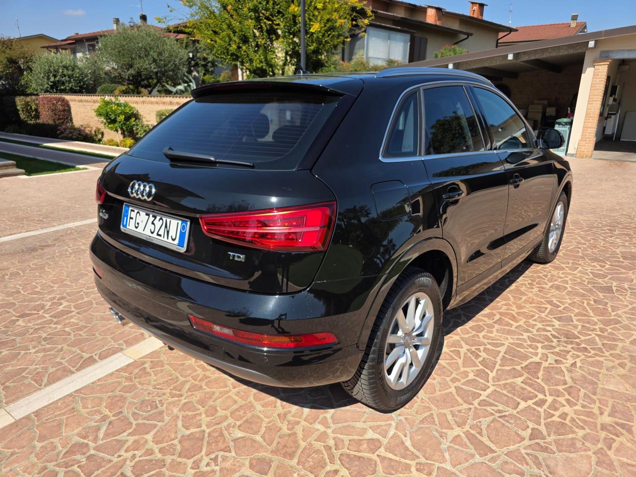 Audi Q3 2.0 tdi Sport 120cv s-tronic