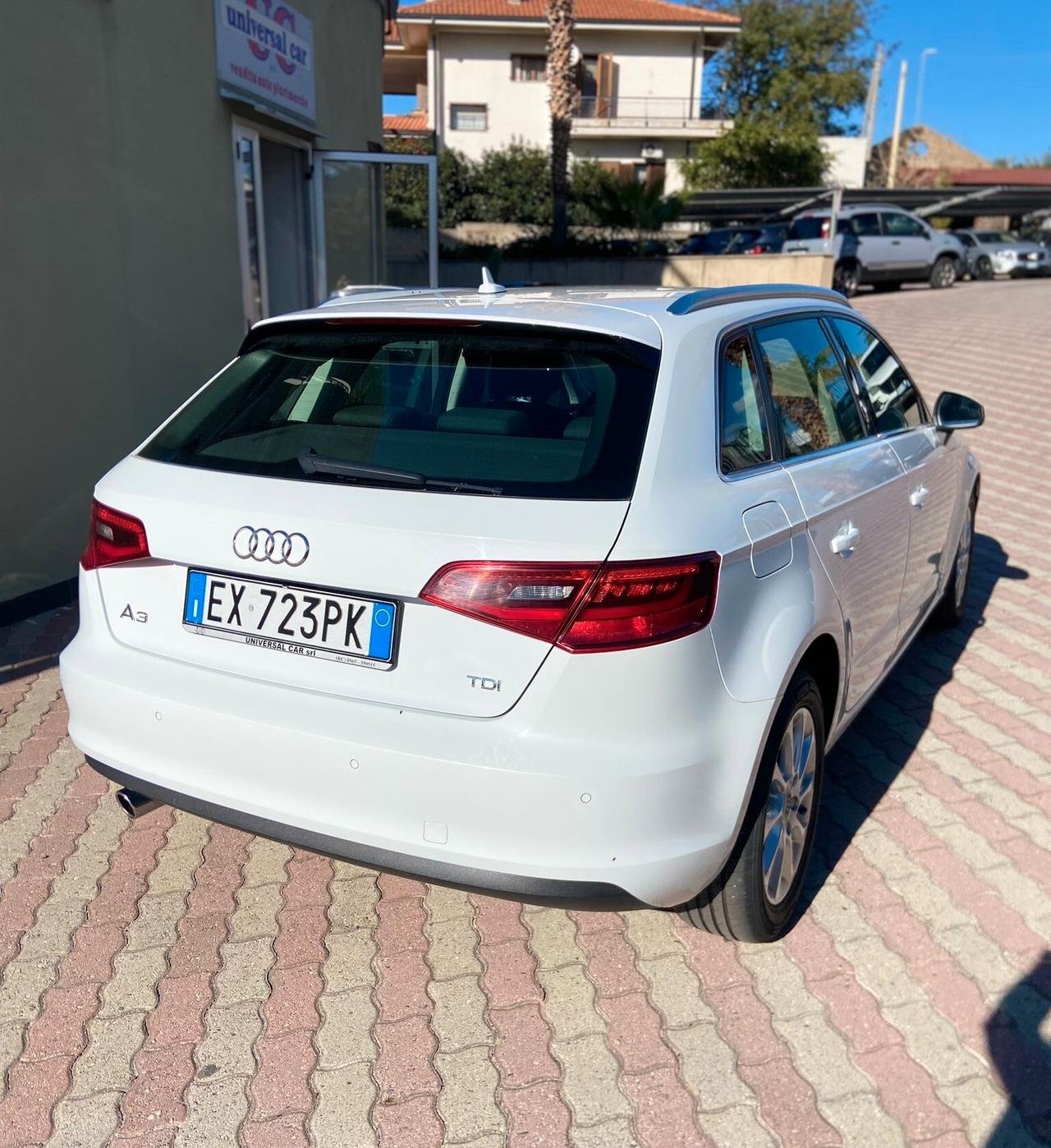 Audi A3 Sportback 1.6 TDI 110cv (81kw) Ambition EURO6