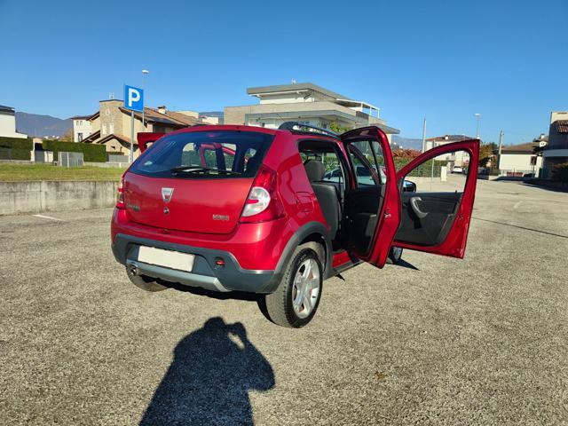 DACIA Sandero Stepway 1.6 Benzina ( TAGLIANDATA )