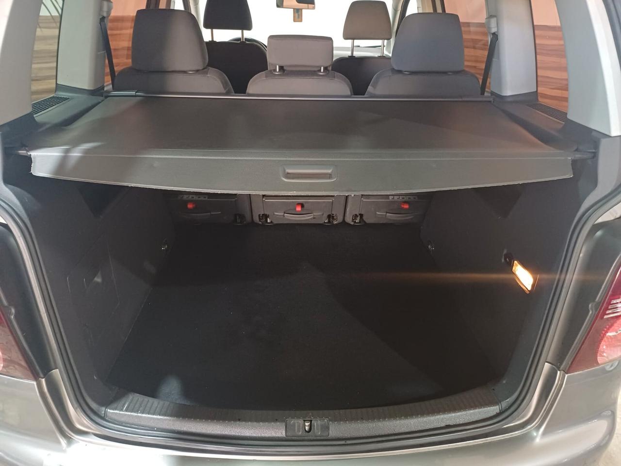 Volkswagen Touran 1.6 Benzina BELLISSIMA - 2007