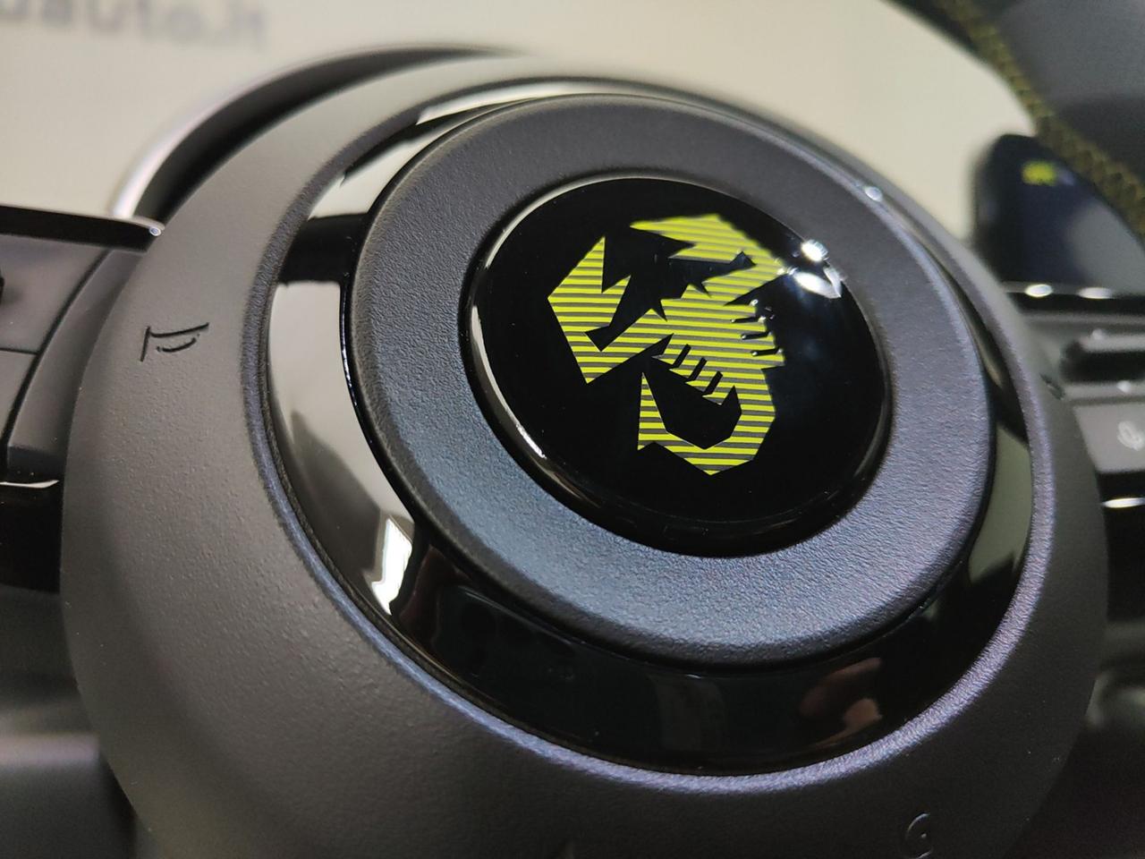 600e 600E ABARTH 54KW 240CV TURISMO