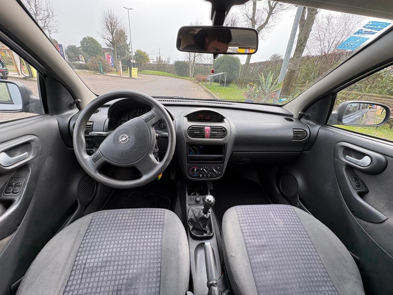 Opel Corsa 1.0Benz 2002