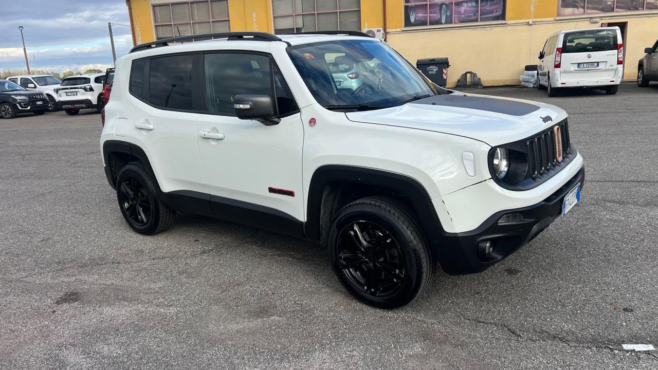 Jeep Renegade 2.0 Mjt 170CV 4WD Active Drive Low Trailhawk PER OPERATORE DEL SETTORE