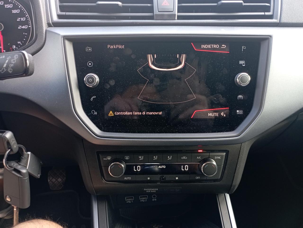 Seat Arona 1.6 TDI 95 CV NEOPATENTATI OK
