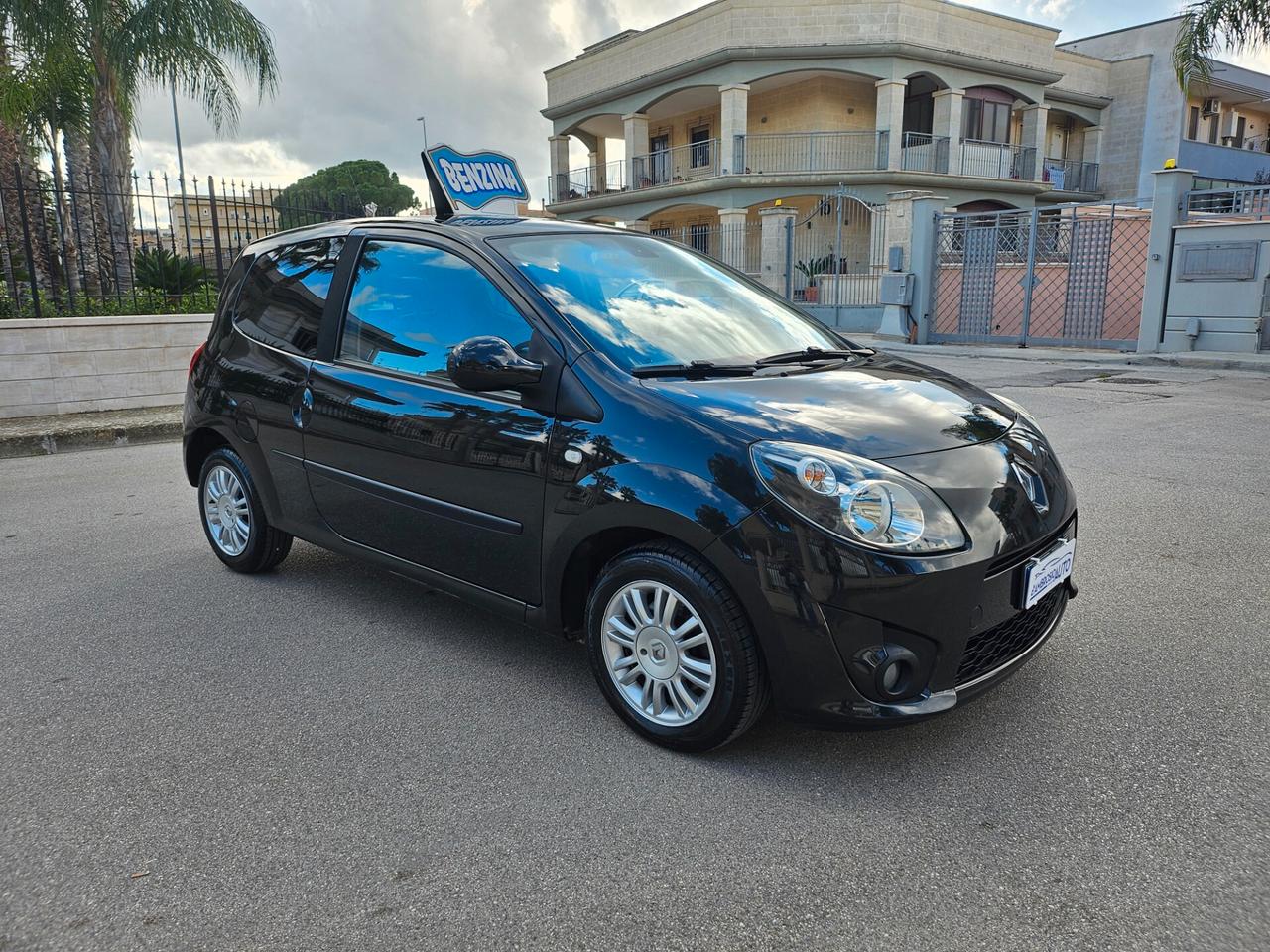 Renault Twingo 1.2 8V Dynamique (43 kw) 58cv