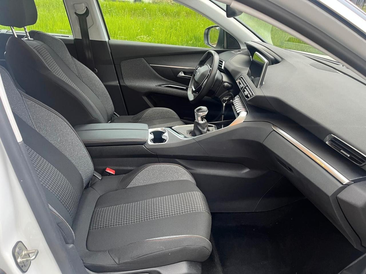 Peugeot 5008 PureTech Turbo 130 S&S Active