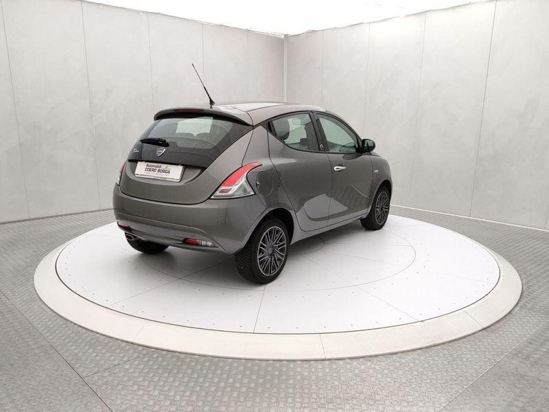 Lancia Ypsilon 1.2 69 CV 5 porte GPL Ecochic Gold