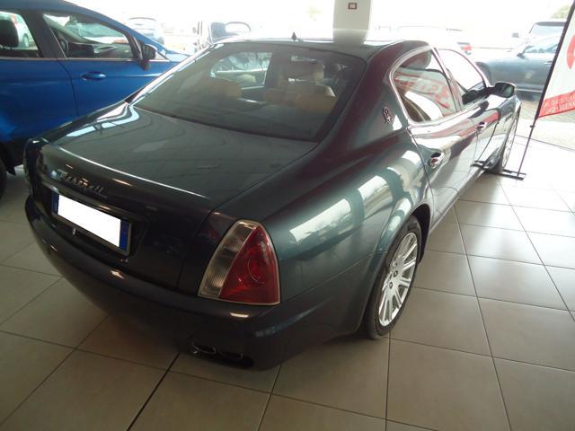 MASERATI Quattroporte 4.2 V8