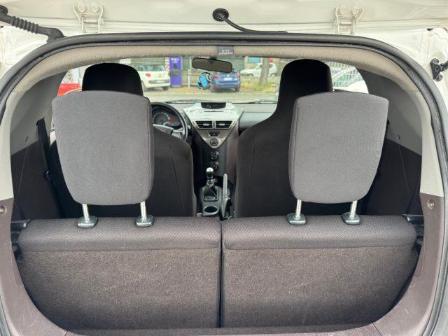 TOYOTA iQ 1.0 Sol