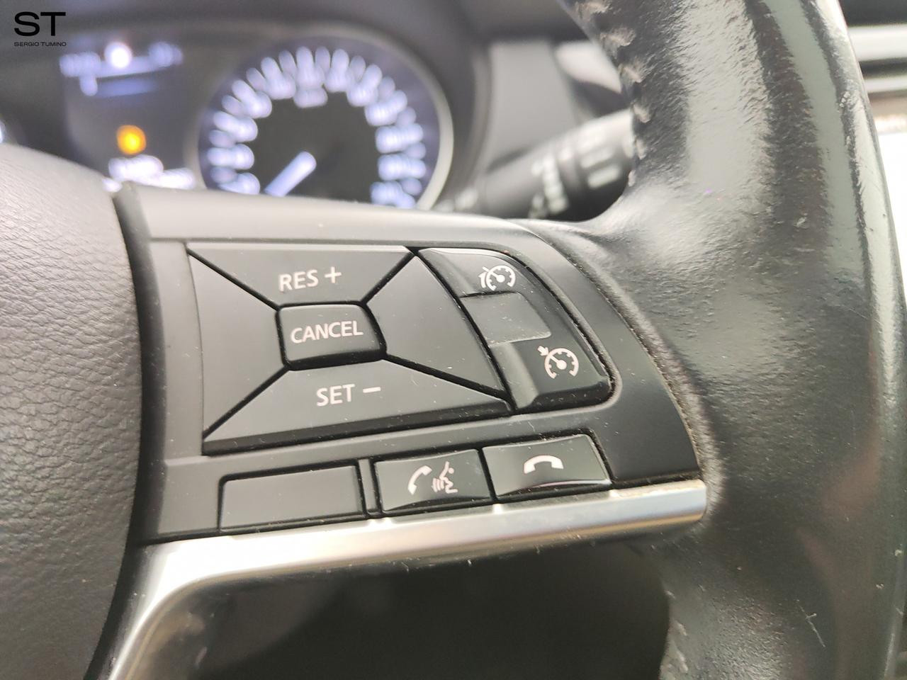 NISSAN Qashqai 2ª serie - Qashqai 1.6 dCi 2WD N-Connecta