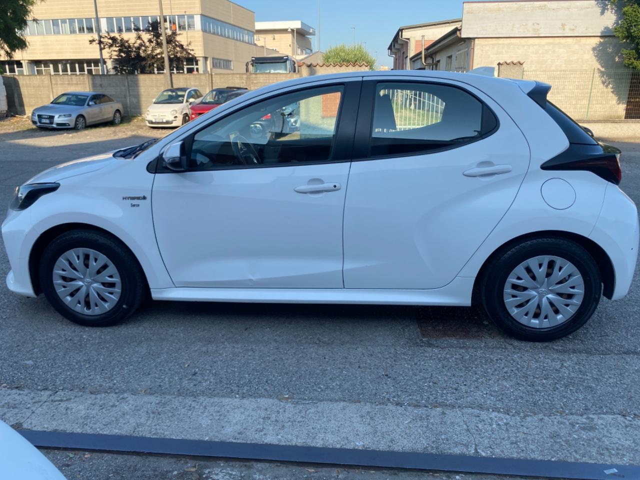 Toyota Yaris 1.5 Hybrid 5 porte Business