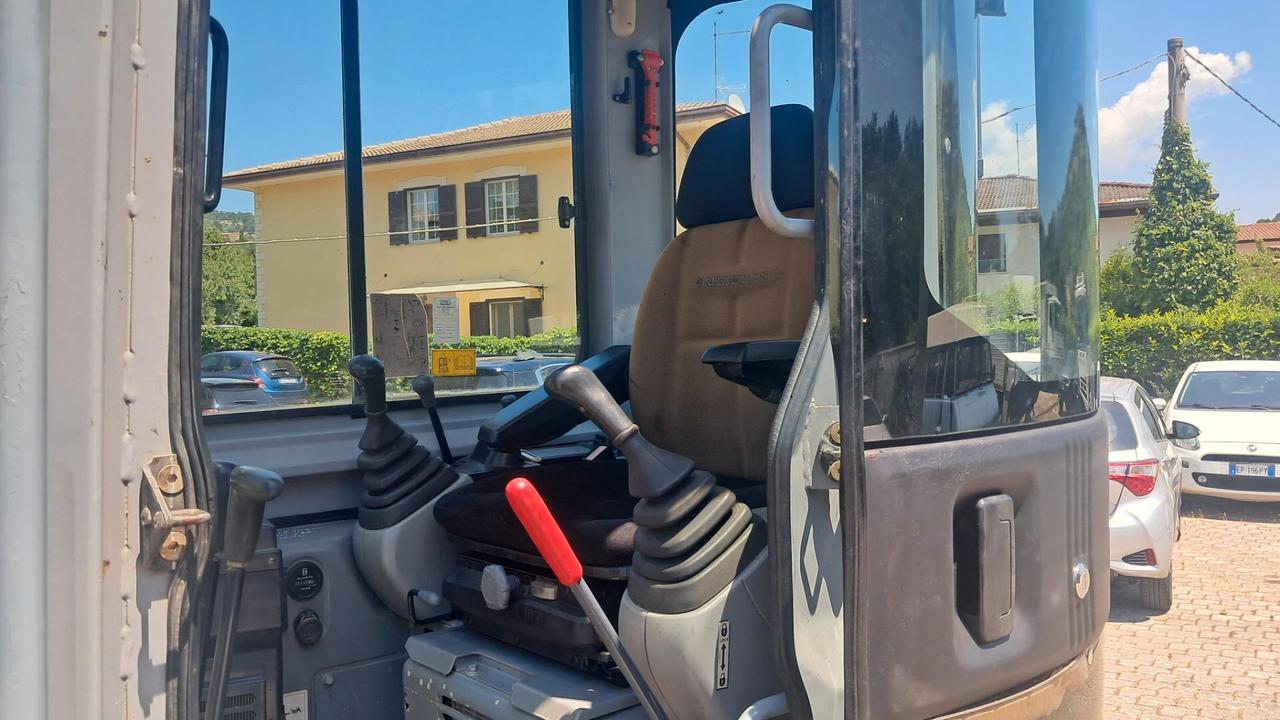 New Holland E50.2SR