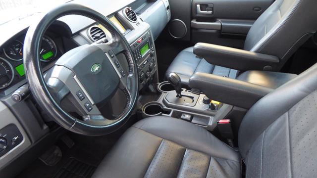 LAND ROVER Discovery 3 2.7 TDV6 HSE Autocarro