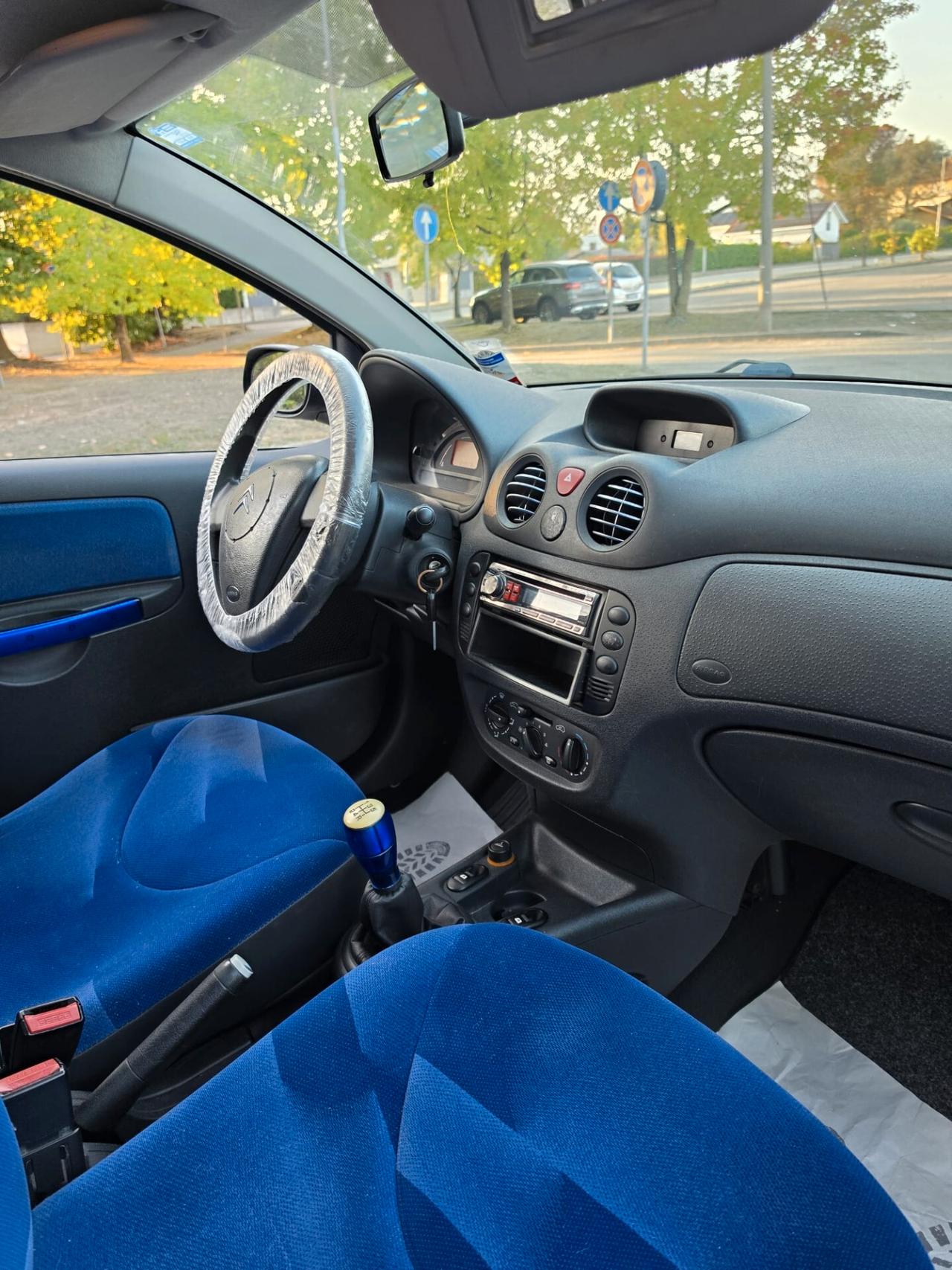 Citroen C2 Exclusive neopatentati
