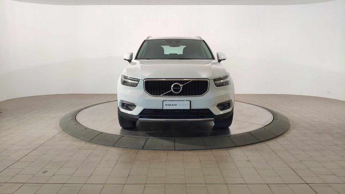 VOLVO Xc40 T2 Geartronic Momentum Pro N-1