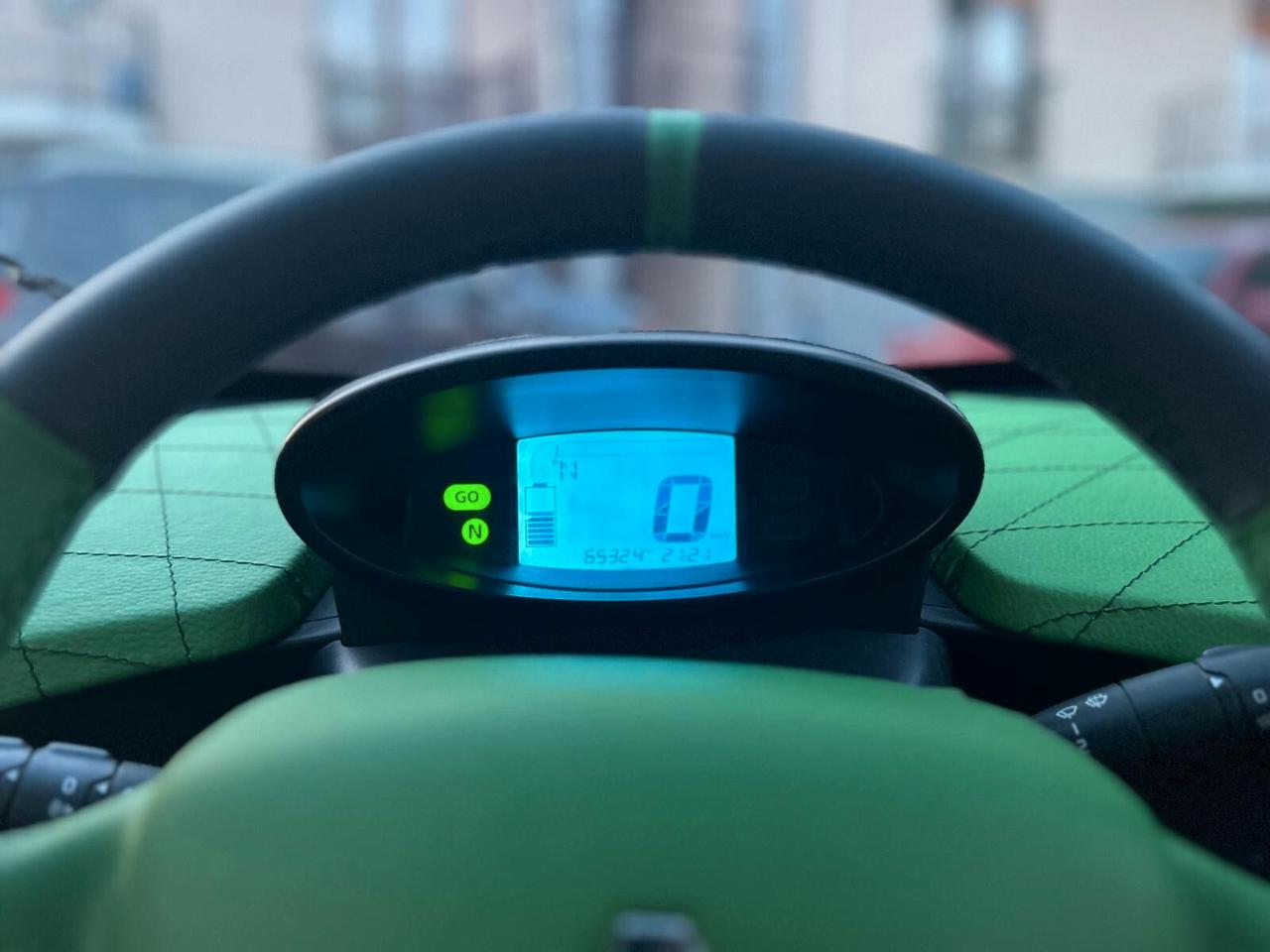 Renault Twizy 80