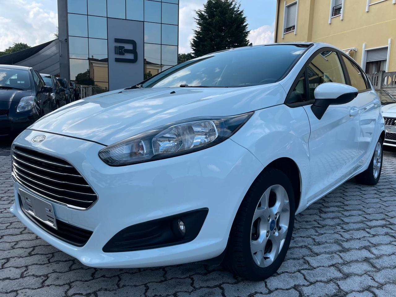 Ford Fiesta 1.2 60CV 5 porte Titanium IDONEA NEOPATENTATI
