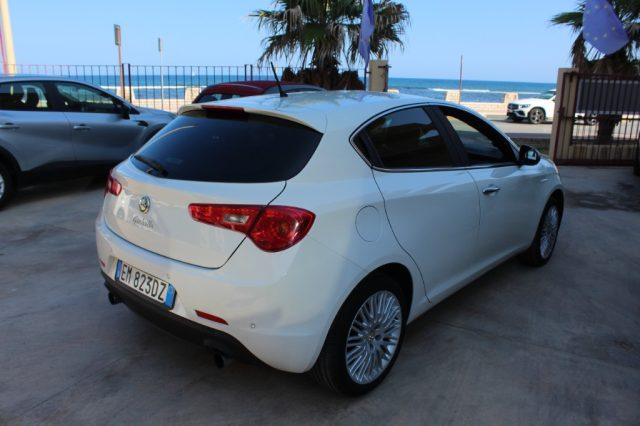 ALFA ROMEO Giulietta 2.0 JTDm-2 140 CV Distinctive