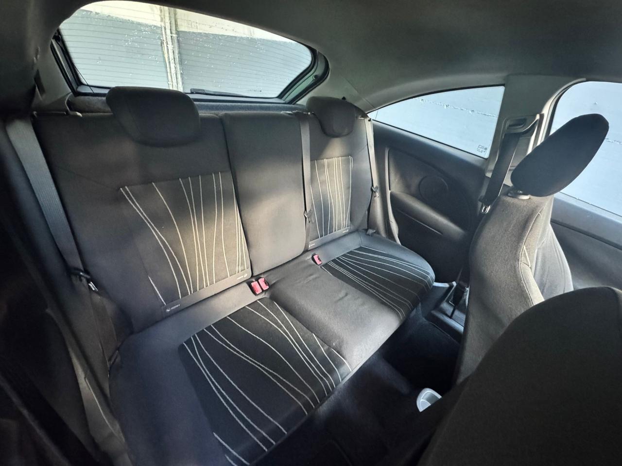 Opel Corsa 1.2 3 porte Elective NEOPATENTATI