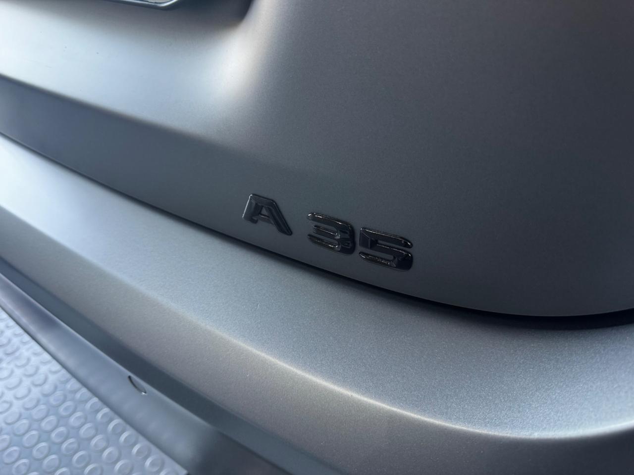 Mercedes-benz A 35 AMG premium plus