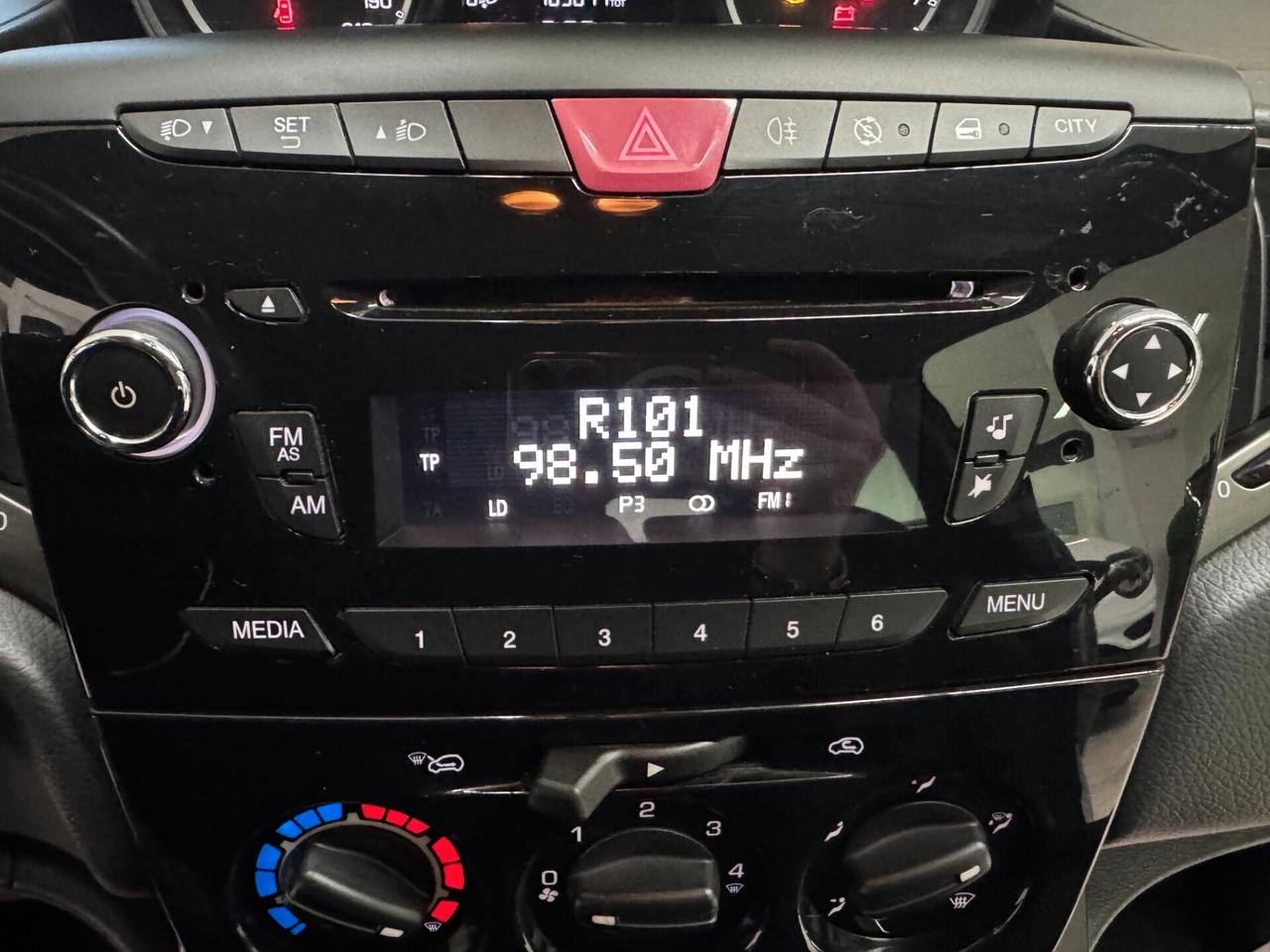 Lancia Ypsilon / 1.2cc 69cv /Benzina/ neopatentati