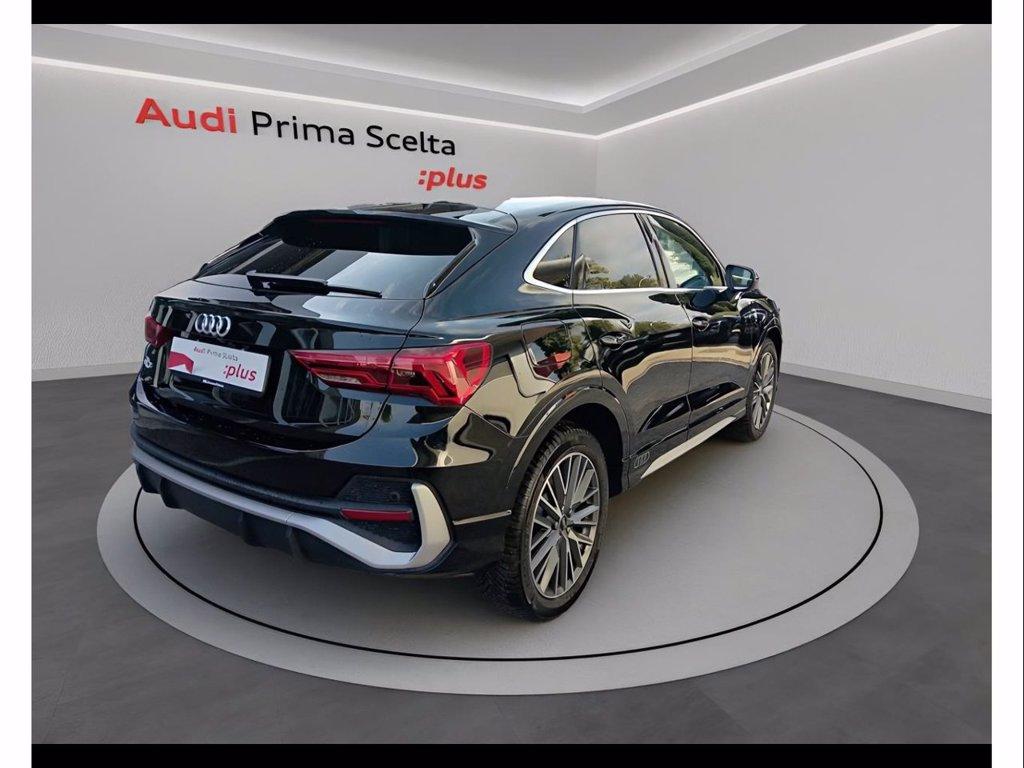 AUDI Q3 sportback 35 2.0 tdi identity black s-tronic del 2023