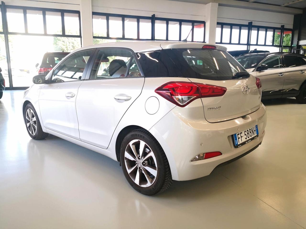 Hyundai i20 1.2 84 CV 5p. ***GRANDINE***TAGLIANDI HYUNDAI***UNIPROPRIETARIO***