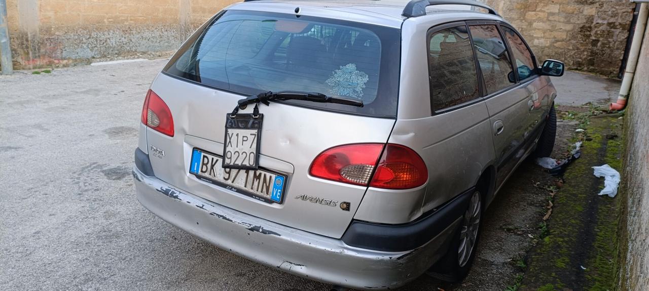 Toyota Avensis 2.0 Tdi D-4D cat Station Wagon Sol