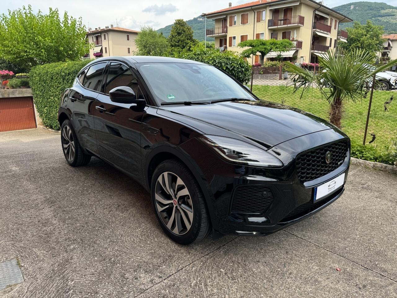 Jaguar E-Pace 2.0 I4 200 CV AWD Auto R-Dynamic SE