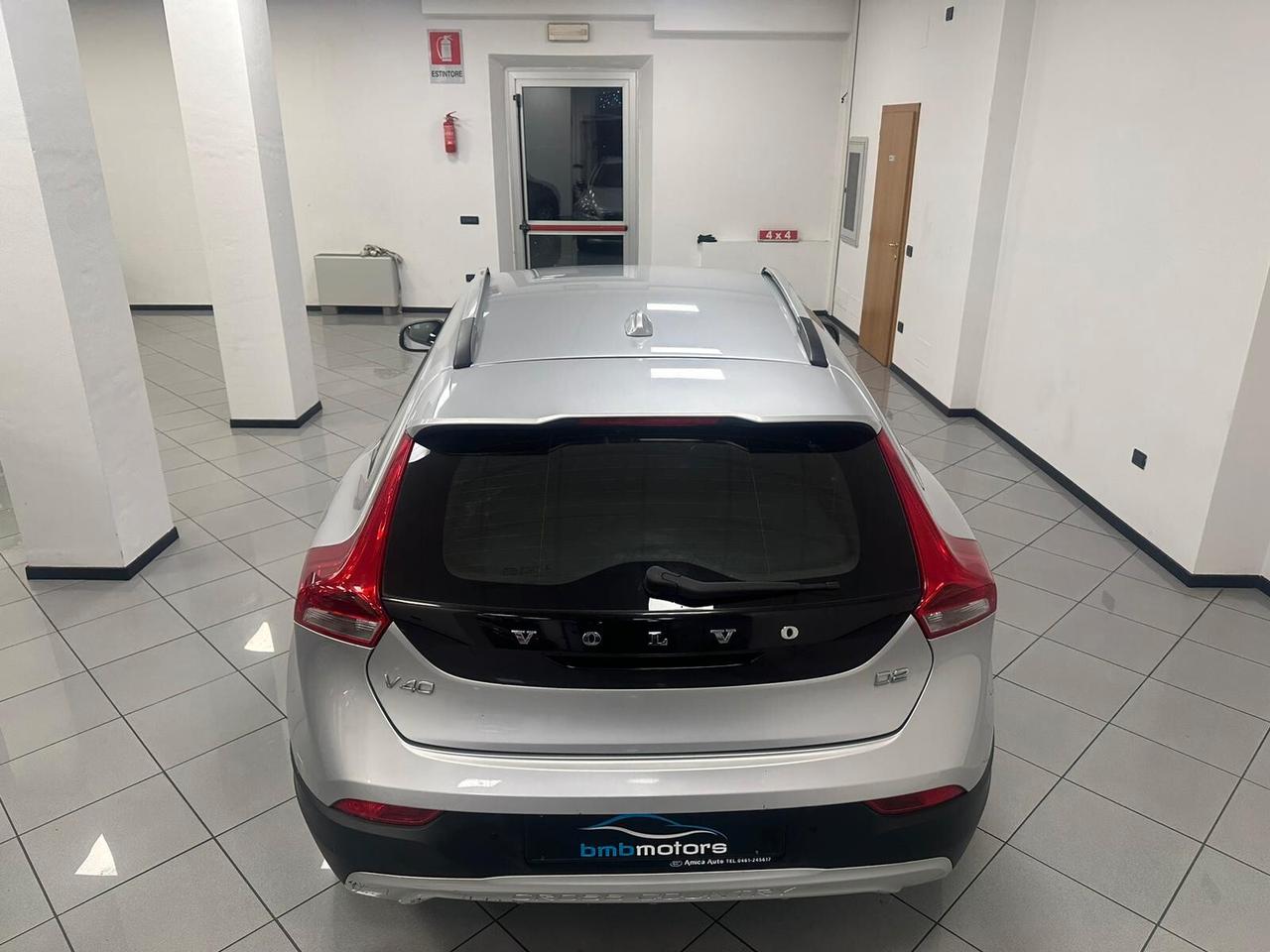 Volvo V40 Cross Country D2 Business Plus