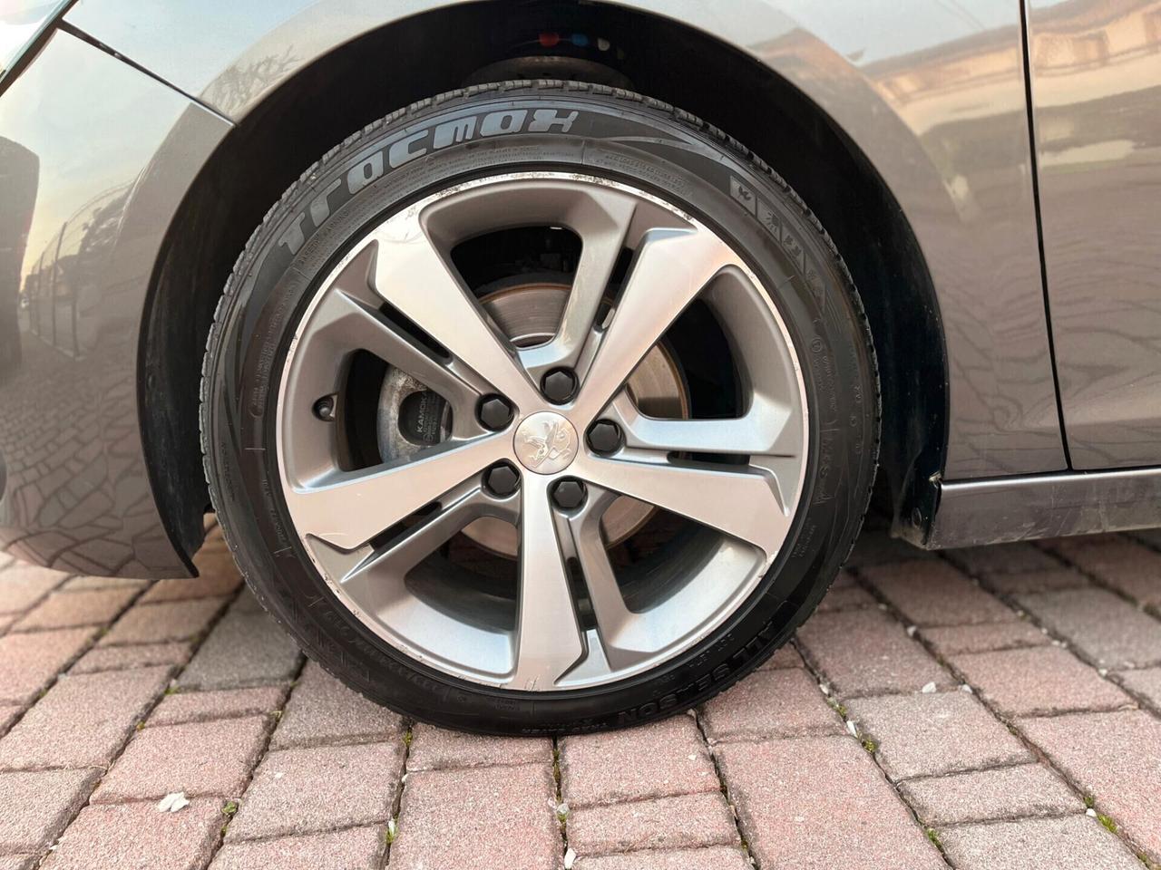 Peugeot 308 ALLURE
