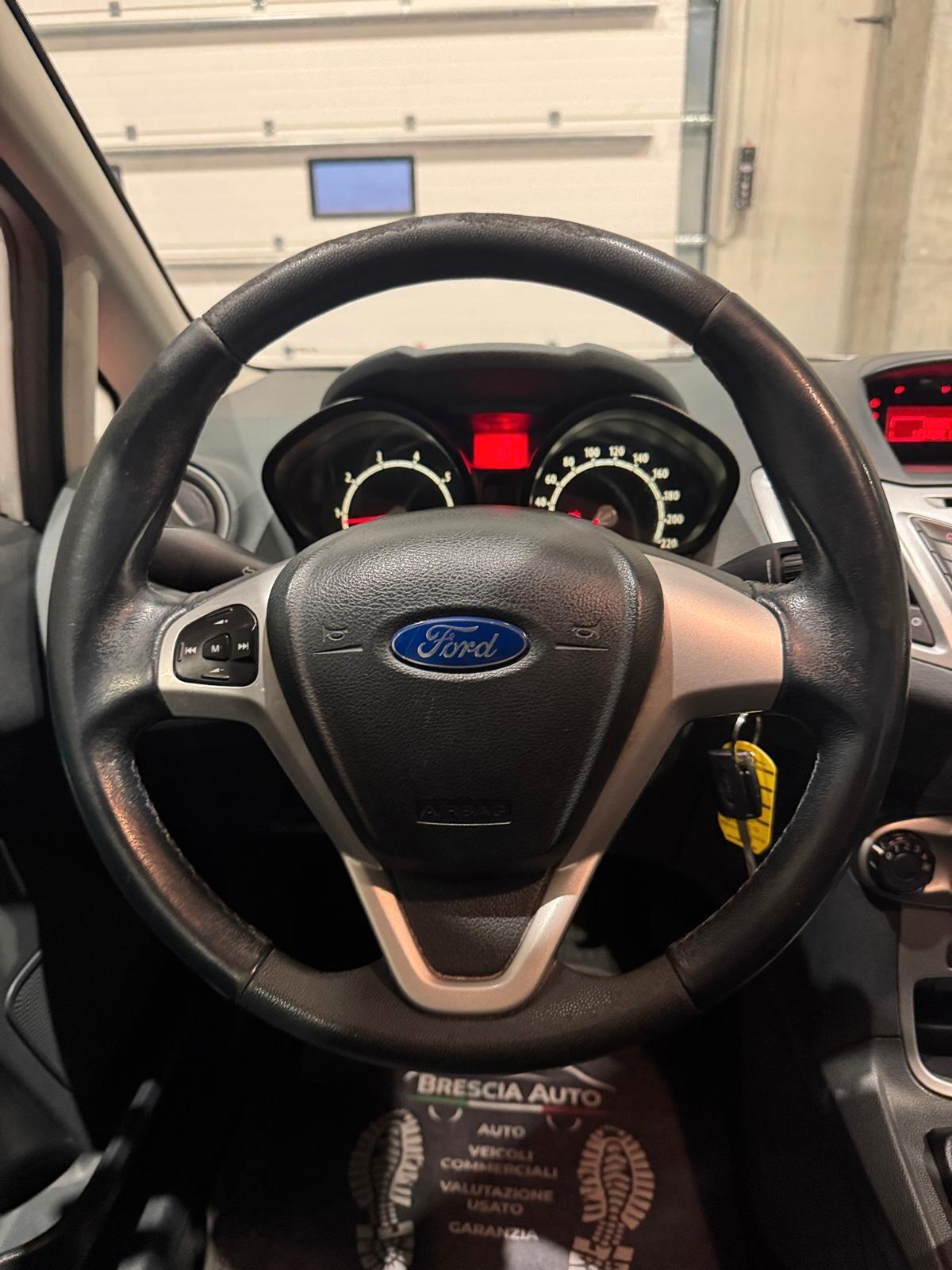 Ford Fiesta 1.4 5 porte Bz.- GPL Titanium