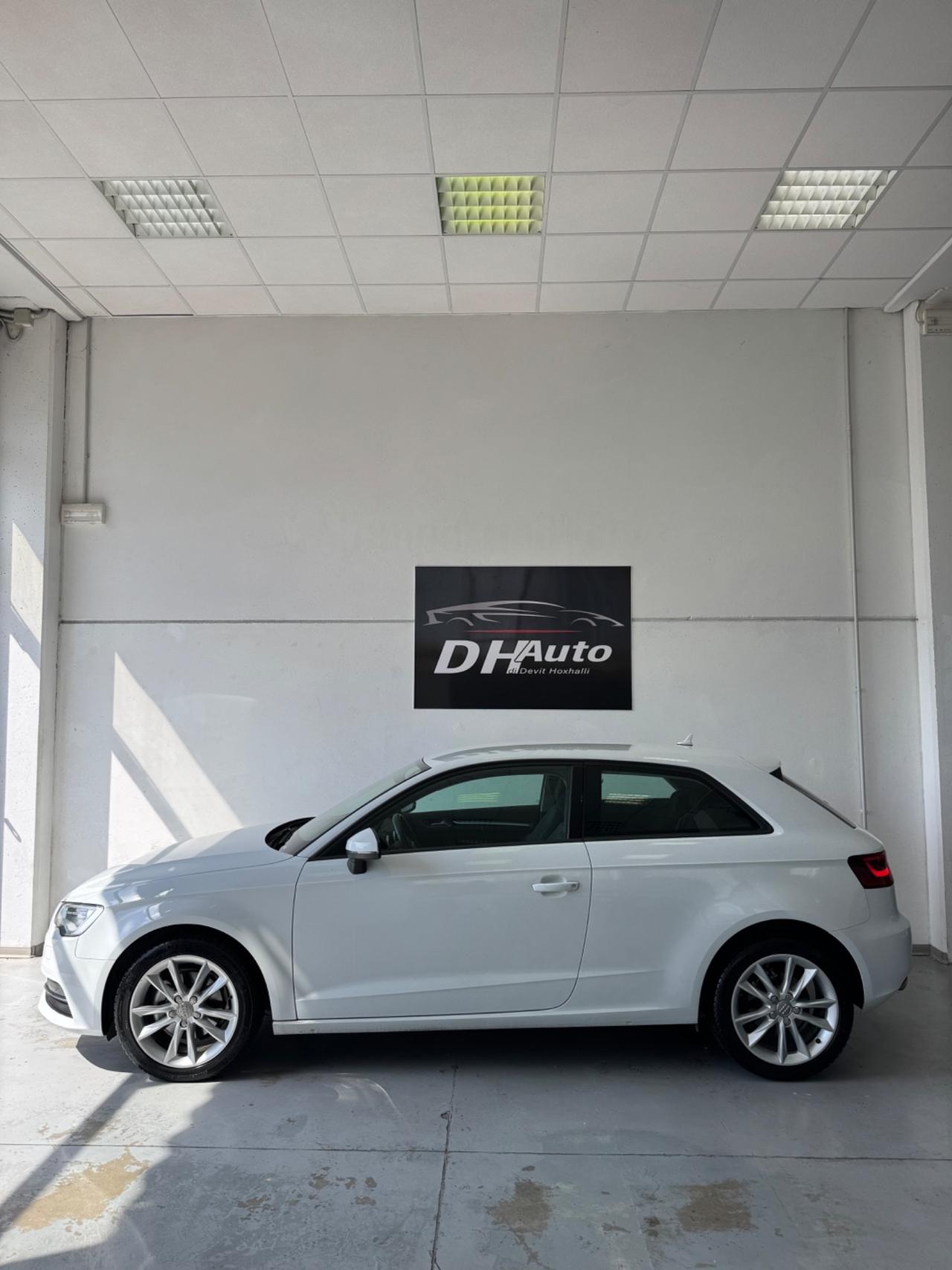Audi A3 Sedan 1.6 TDI clean diesel Ambition