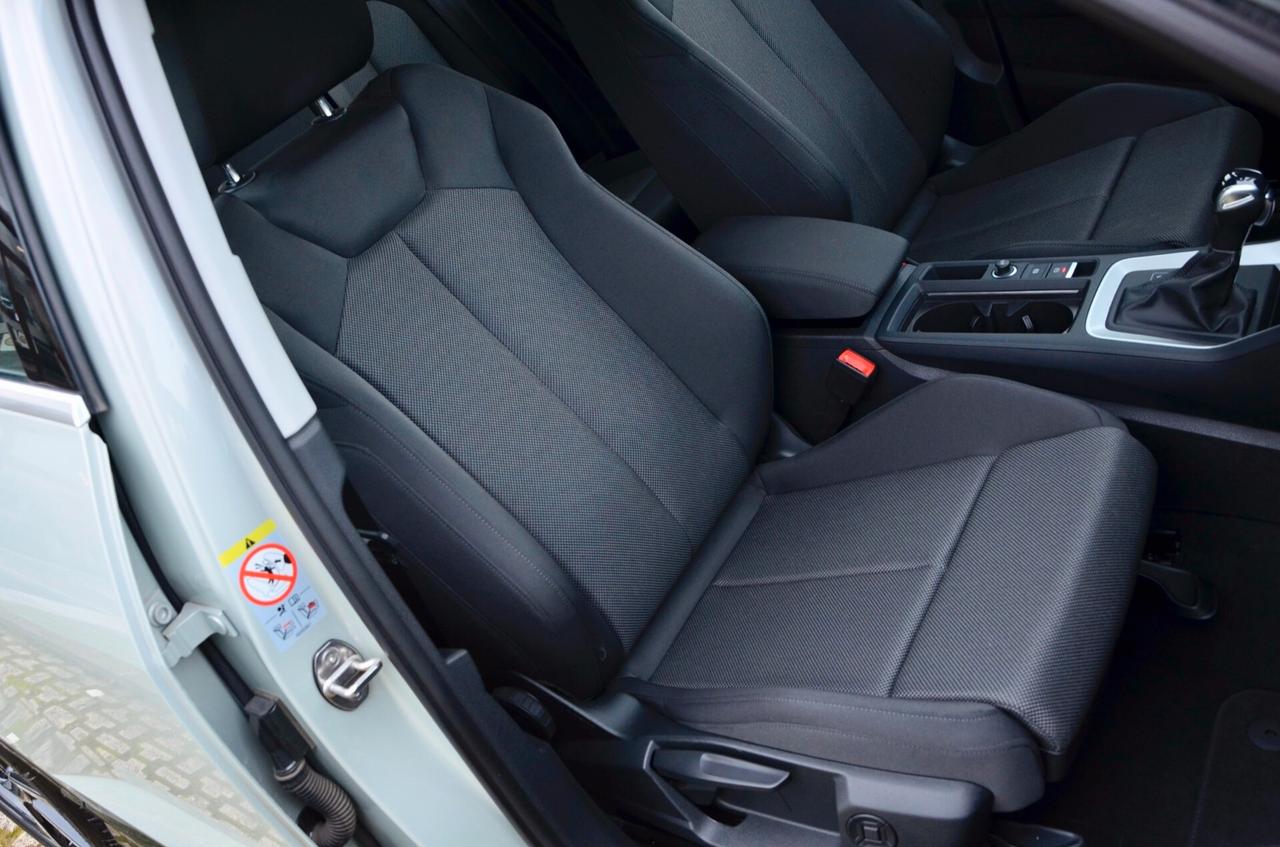 AUDI Q3 SPB 2.0 TDI S-LINE EDITION QUATTRO 150cv S-TRONIC, UNICOPROPRIETARIO, GARANZIA AUDI 1/2028, SERVICE AUDI, UFF ITALIANA, ARGENTO RUGIADA, EURO 6D, FARI FULL LED, 19", PERMUTE