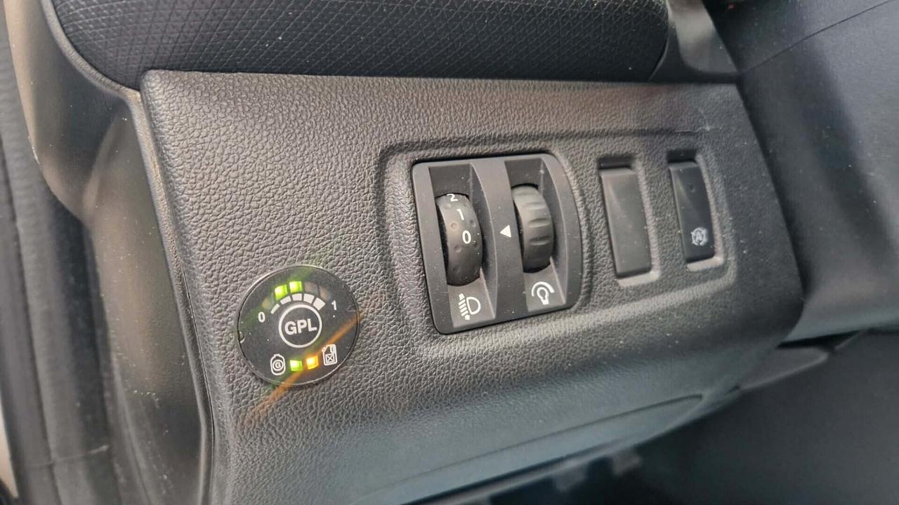 Renault Clio TCe 12V 90 CV GPL S&S Energy Intens