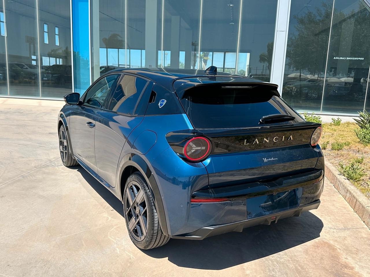 Lancia Ypsilon 51kWh LX offerta T-Stock prezzo imperdibile