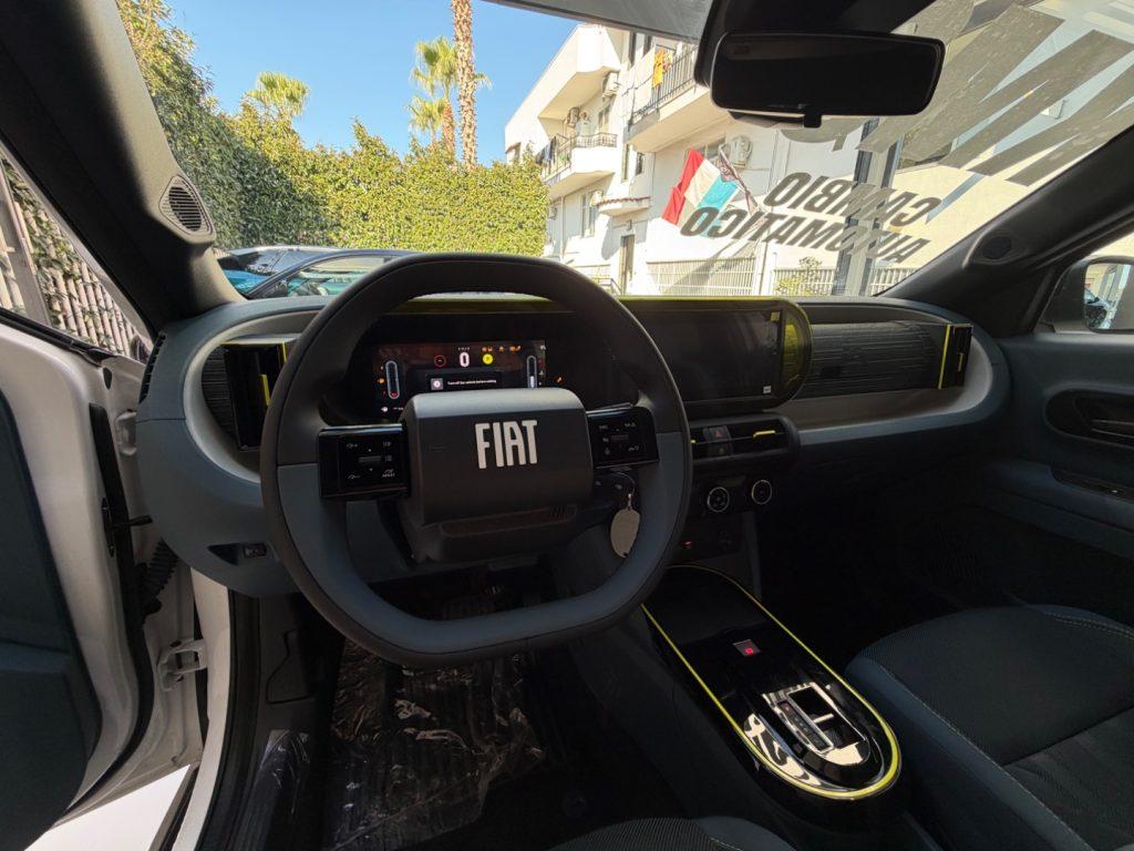 Fiat Grande Panda 1.2 Hybrid 110 CV S&S Icon tua da €249,00 mensili