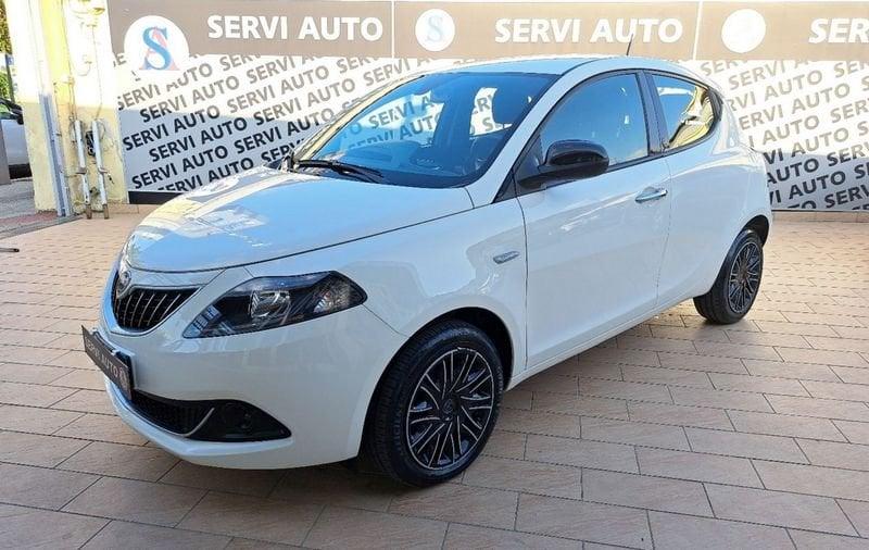 Lancia Ypsilon 1.0 FireFly 5 porte S&S Ecochic Hybrid Gold