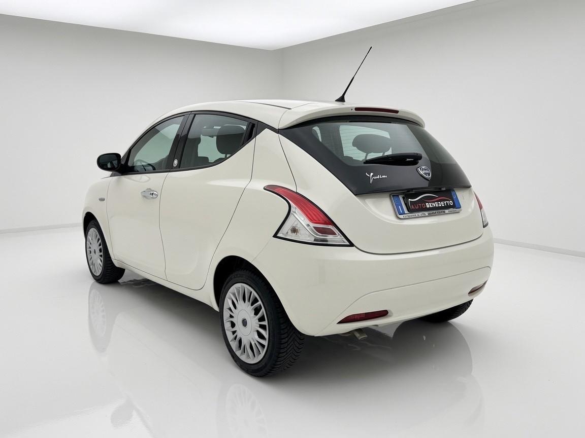 Lancia Ypsilon 1.2 69 CV 5 porte GPL Gold 2016