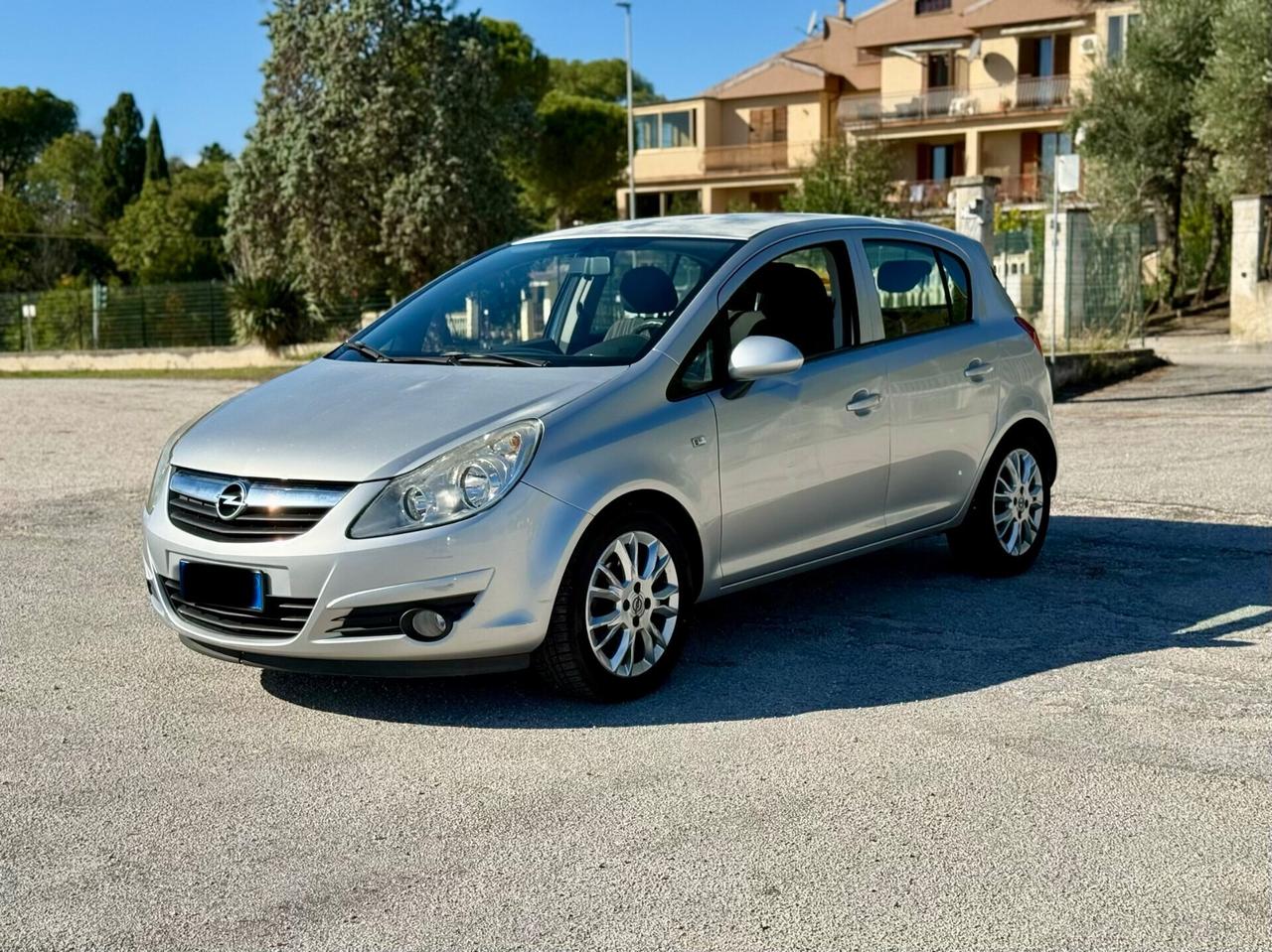 Opel Corsa Diesel 1.3 CDTi uniproprietaria neopatentati