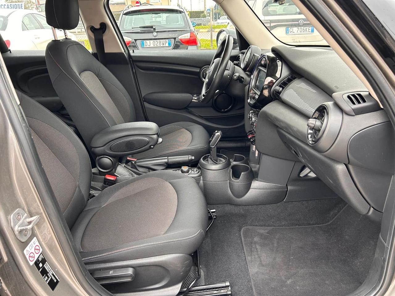 Mini 1.5 Cooper Hype Automatica 5 porte