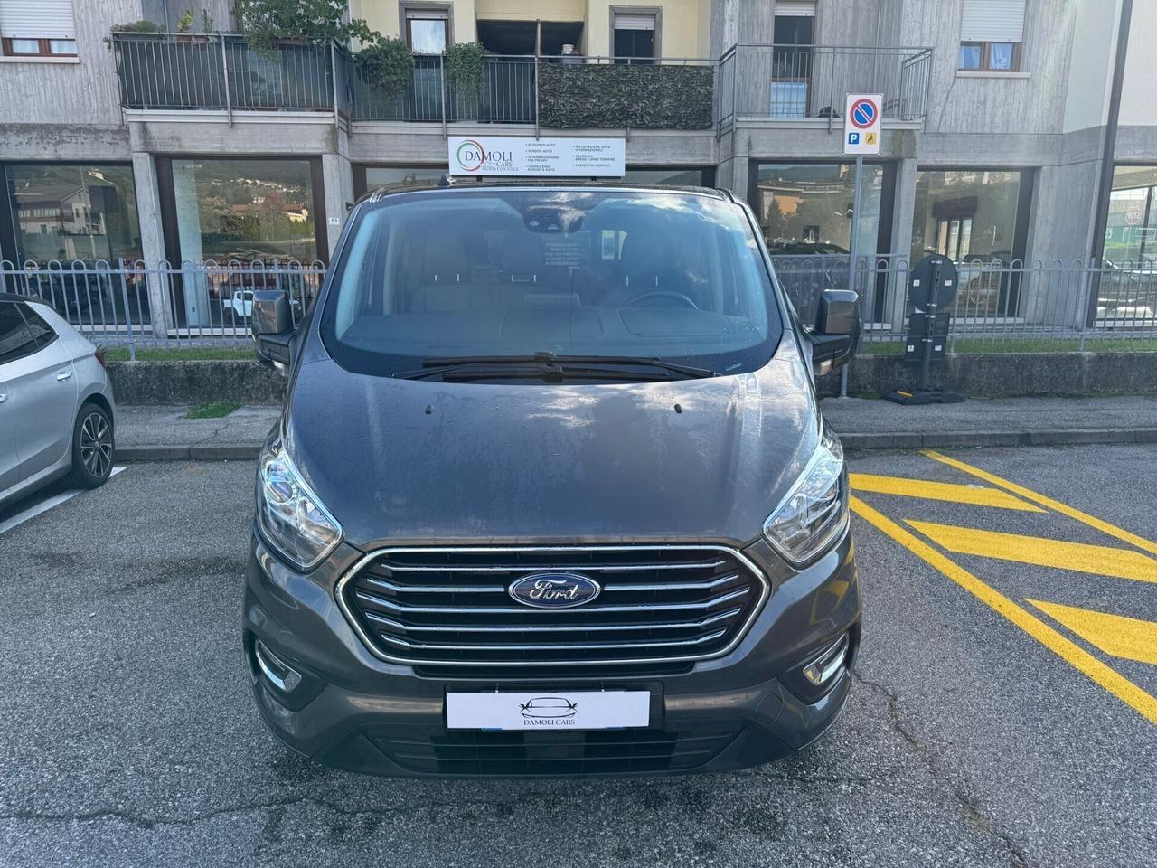 Ford Tourneo Custom TITANIUM AUTOMATIC 9 POSTI