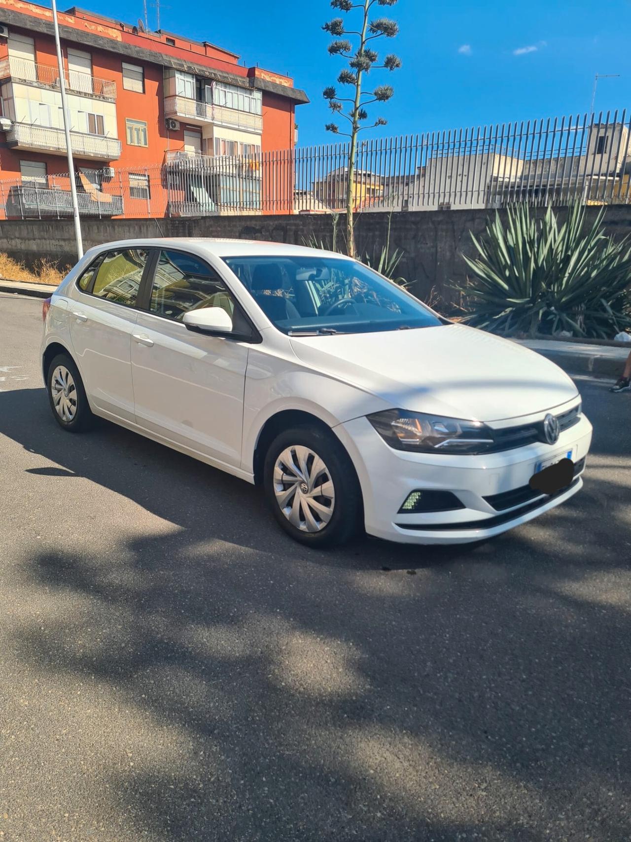 VOLKSWAGEN POLO 1000 BENZINA