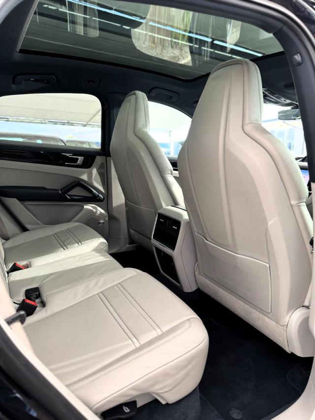 PORSCHE Cayenne Coupé 3.0 V6 Platinum Edition (66.900 km-Unipr.)