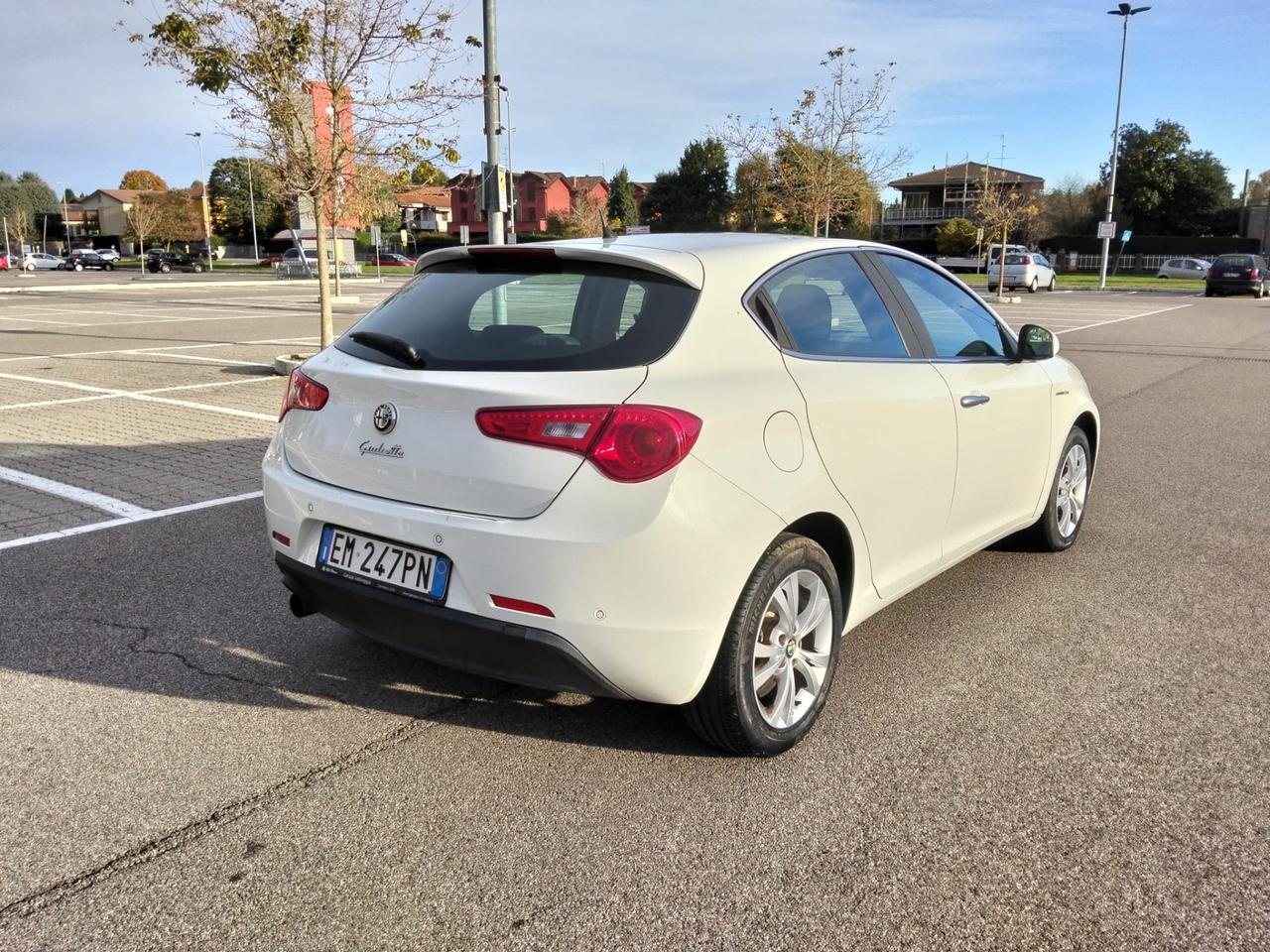 Alfa Romeo Giulietta 1.4 Turbo 120 CV Distinctive*Cerchi 17*UConnect*Aux*Usb