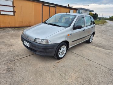 Fiat Punto benzina neopatentati