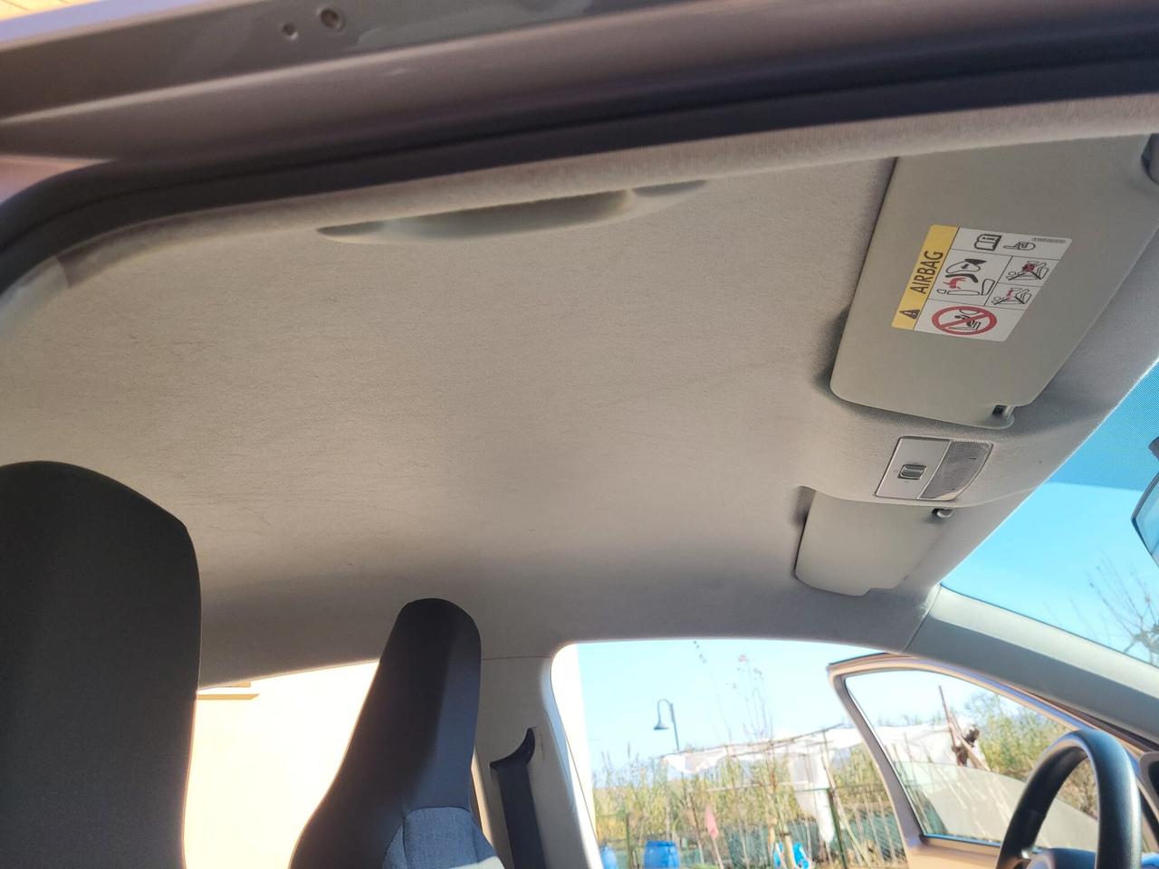 VOLKSWAGEN UP! ECO METANO-3 EURO X 100 KM-BOLLO 35