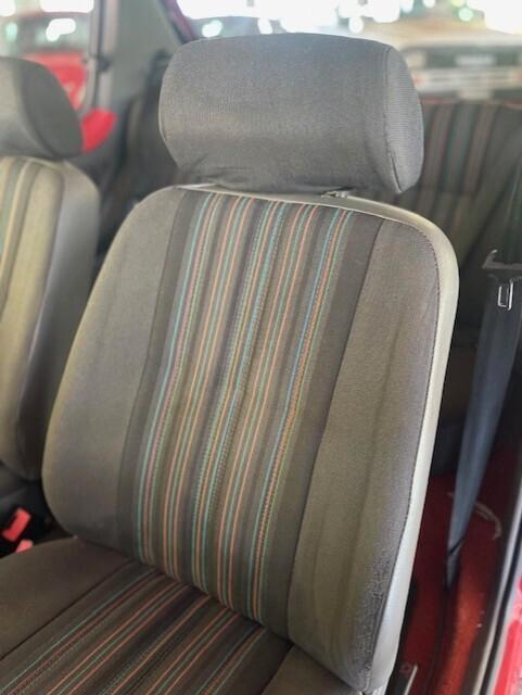 Peugeot 205 1.1 3 porte Color Line