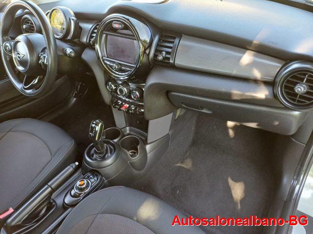 MINI Cooper D 1.5 Cooper D Business Automatica PER NEOPATENTATI